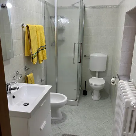 Casa Di Greve Guest house